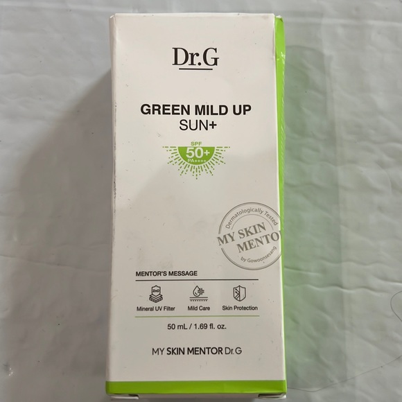 Dr.G Green mild up sun+50SPF with N7 Line Correcting serum - Picture 2 of 3